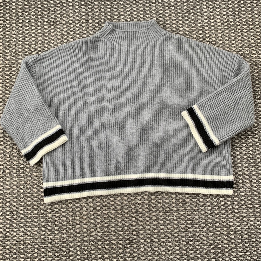 SHEIN Mock Neck Cropped Sweater